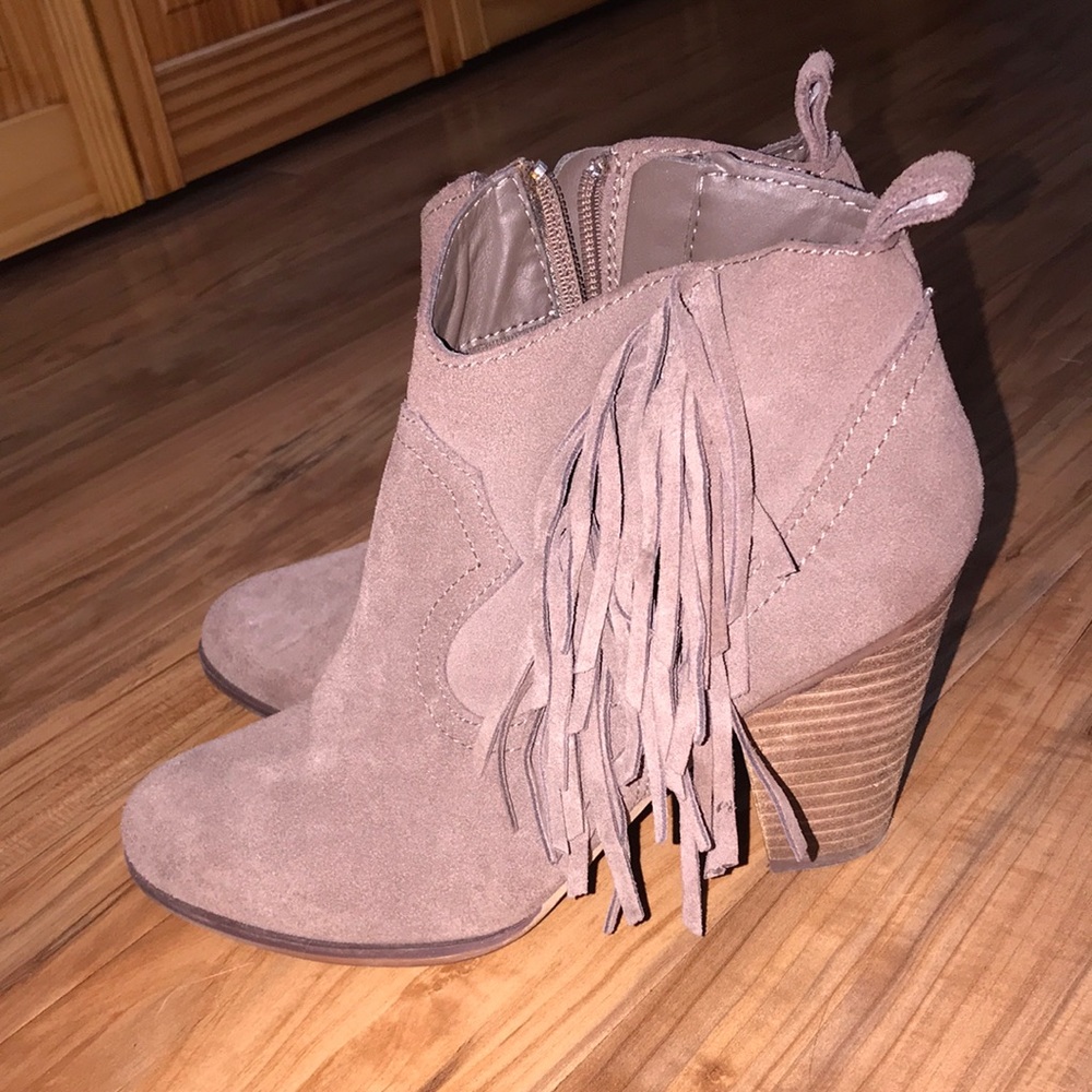 Steve Madden tasseled booties